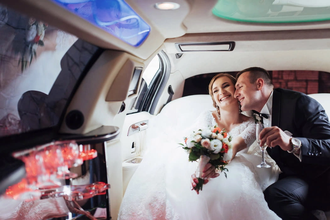 Elegant wedding limousine service in Brampton Ontario